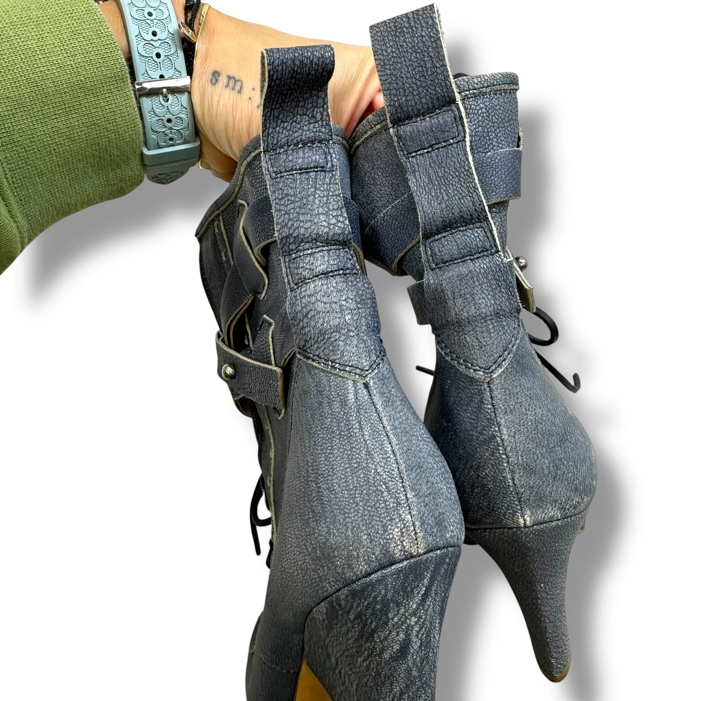 Thumb 4